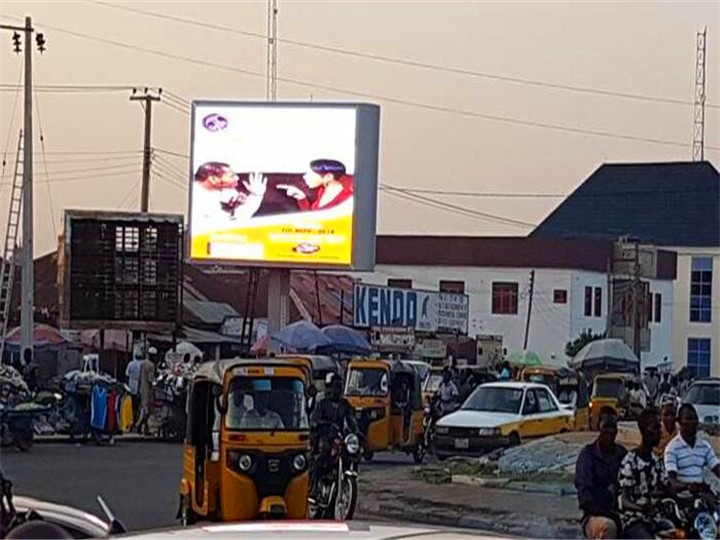 Bannaanka P10mm Boodhka Led ee Dijital ah ee Nigeria ee loogu talagalay xayeysiisyada dibadda